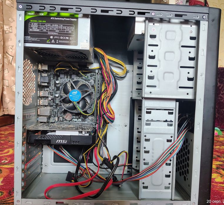 Комп'ютер  Intel Pentium G4620, Asus H110M-K , озу 12гб, Radeon RX550