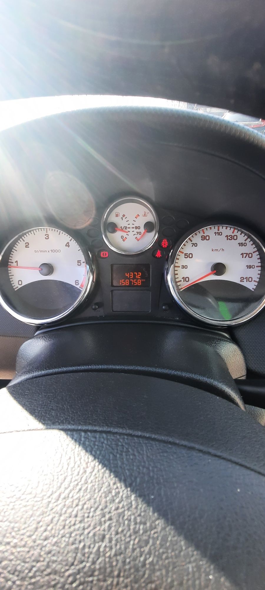 Peugeot 207 1.4 hdi