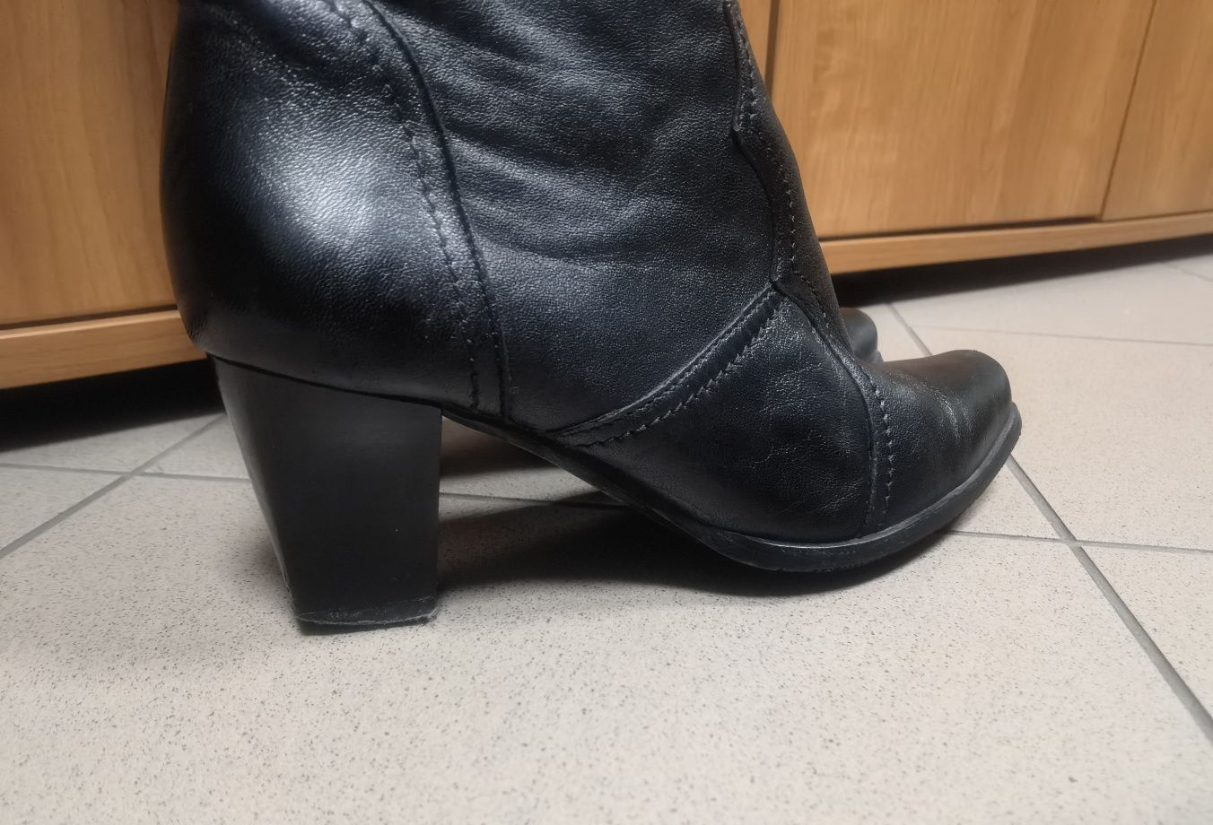 Buty jesienno zimowe damskie skórzane kozaki 37 skóra naturalna