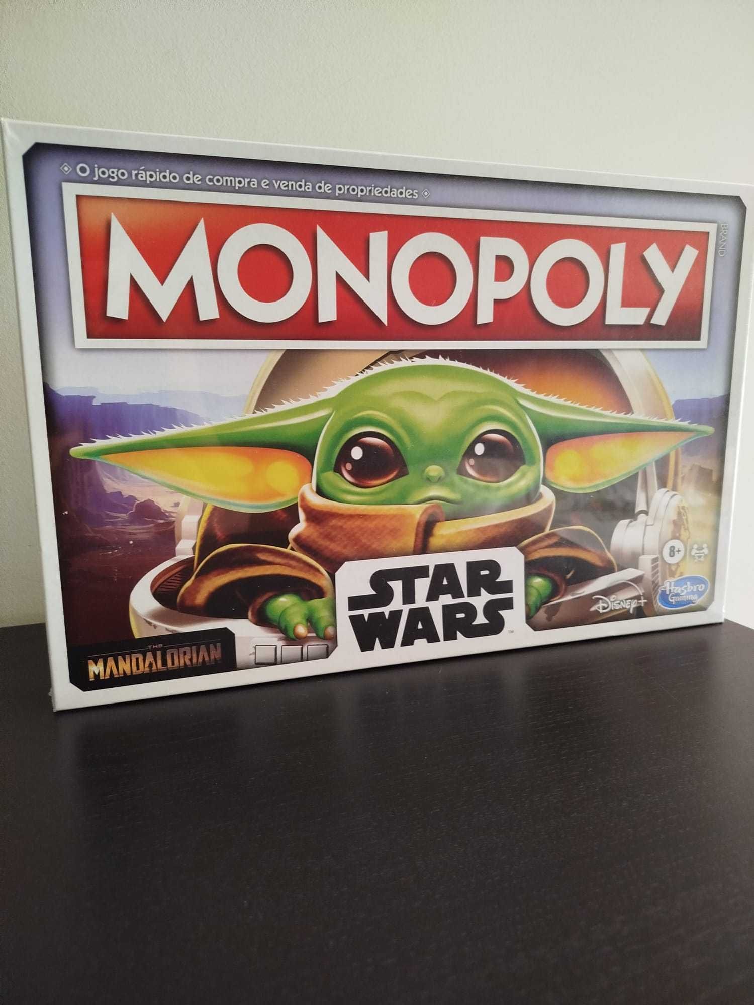 Monopoly Star Wars Mandalorian (Baby Yoda) — Novo Selado