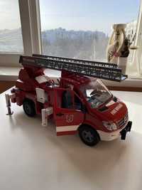 Іграшка пожежна машина Mercedes-benz Bruder, игрушка пожарная машина