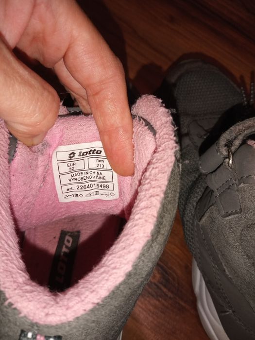 Високі кросівки кроссовки хайтопи демісезонні р.32 Lotto