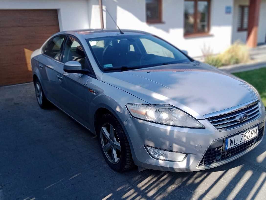 Ford Mondeo Ghia