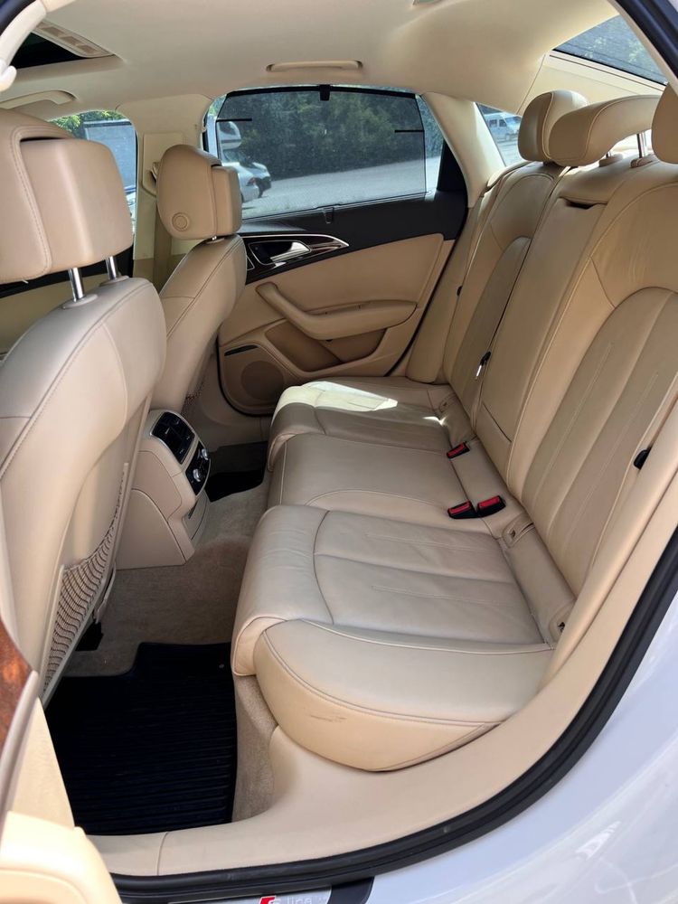 Автомобіль Audi A6 C7 3.0TDI/повністю обслужений , торова комплектація