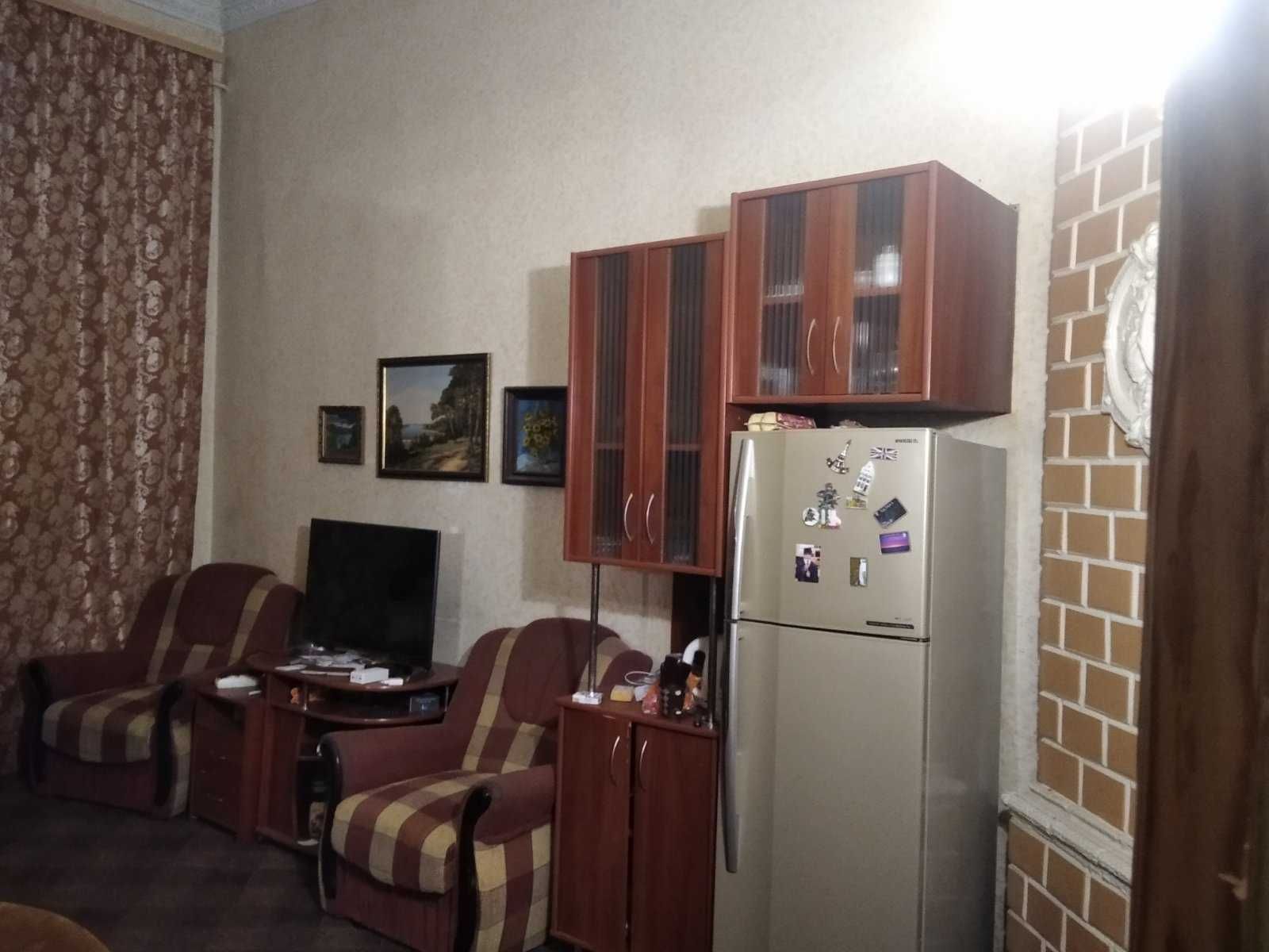 Комната в коммуне на Коблевской с возможностью выделиться в блок Ц-53