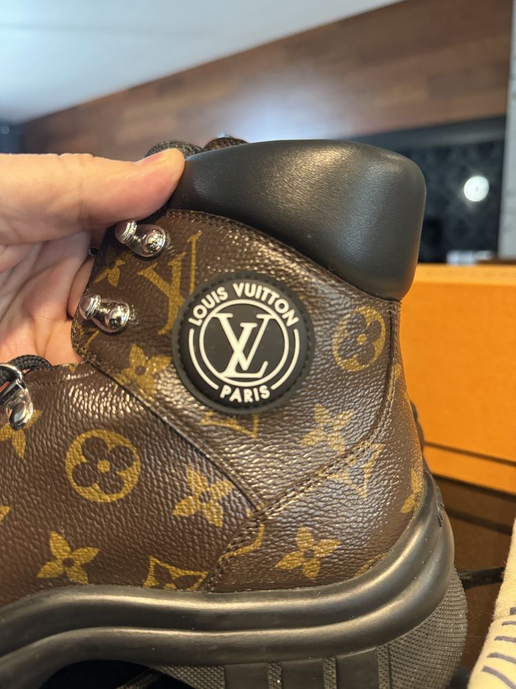 Louis vuitton rozniar 38 Ruby Flat Ranger