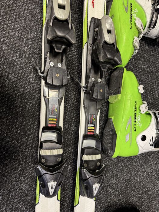 Zestaw Narty Junior Head 137cm + buty dalbello 25cm + kask Bolle