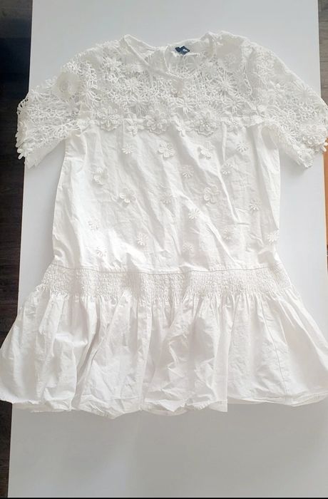 Biała sukienka boho kwiaty