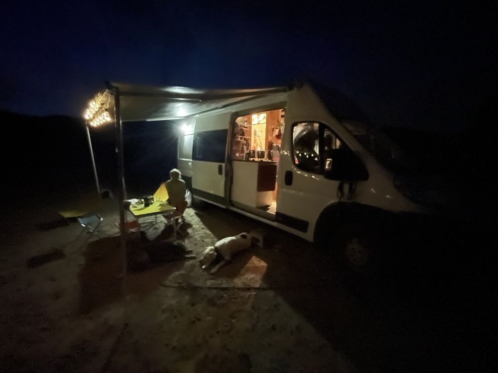 Kamper van do wynajęcia - autonomiczny