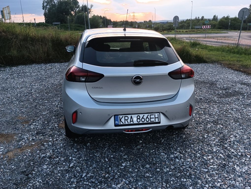 Opel corsa F 1.2 Turbo
