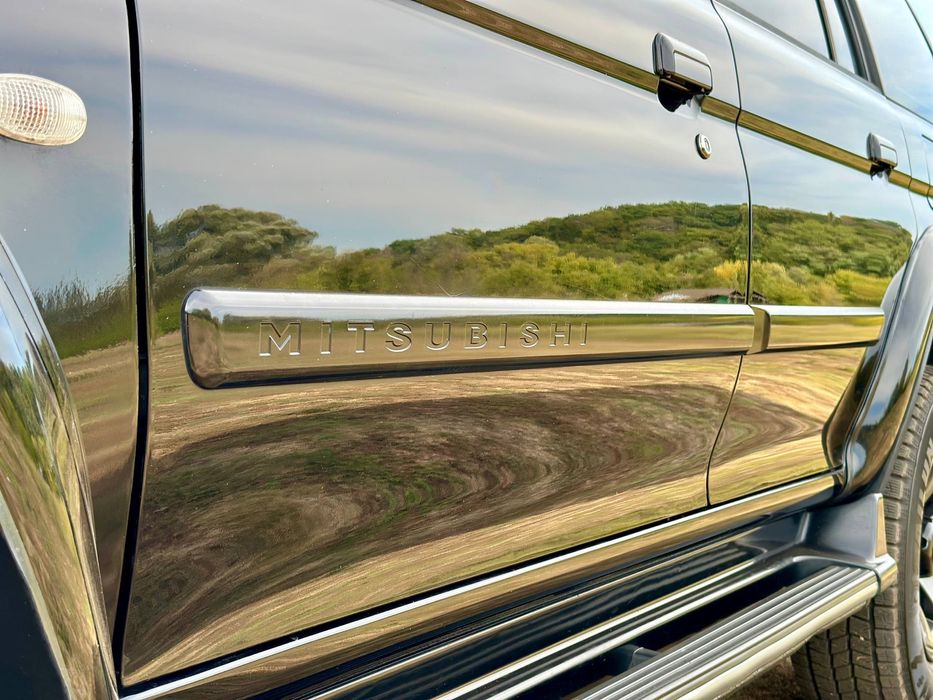 Mitsubishi Pajero Sport 3.0газ бензин Автомат