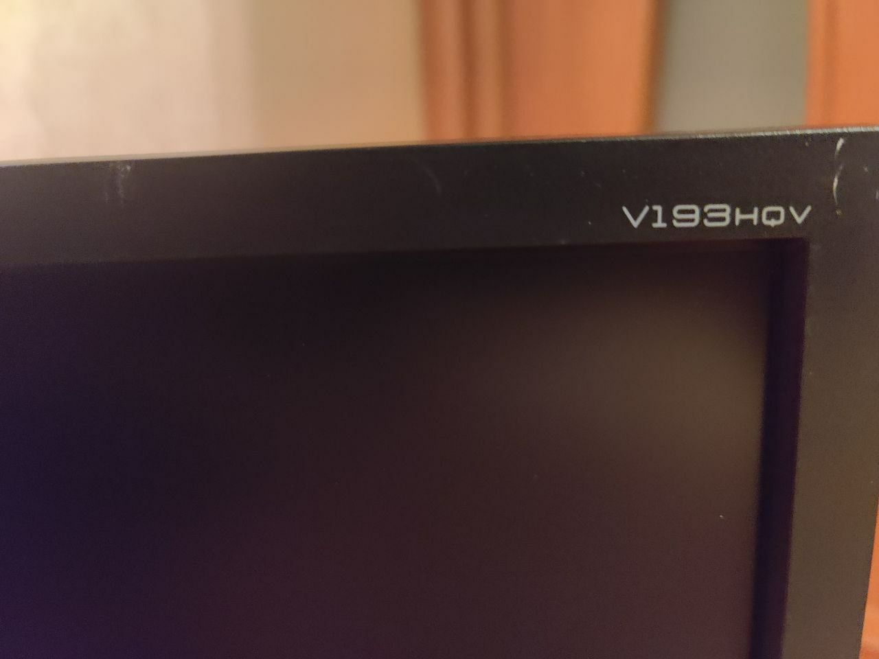 монітор Acer V193HQ б/у