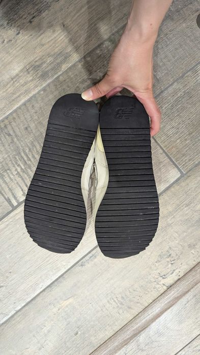 Кросівки жіночі new balance 574 beige wl574zaa устілка 25,5 рр38-39