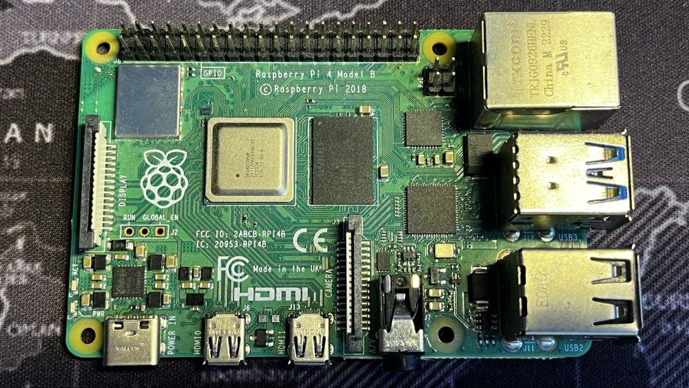 Raspberry Pi 4 model B WiFi DualBand Bluetooth 4GB RAM 1,8GHz