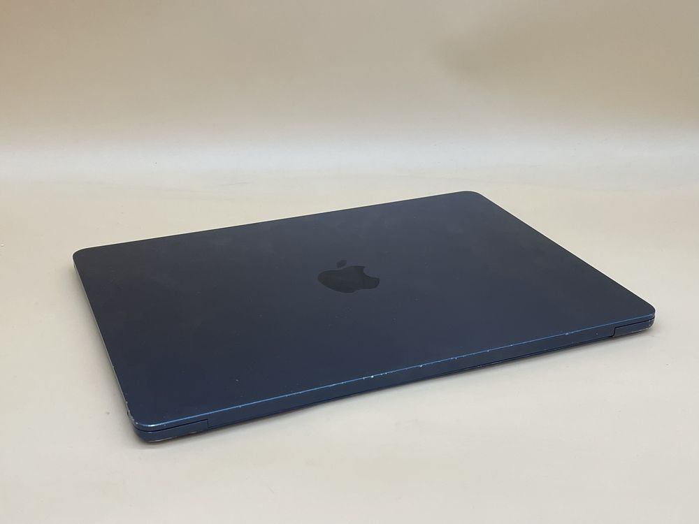 Macbook air m2 2022  512 ssd 13.6 icloud чистий