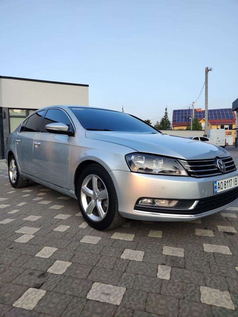 Продам Passat B7 2.0TDI Sedan 2012 Європа