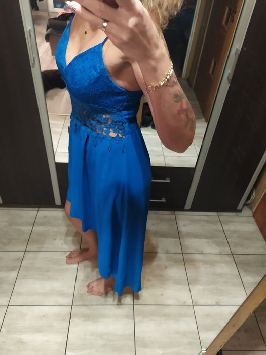 Sukienka koktajlowa, asymetryczna