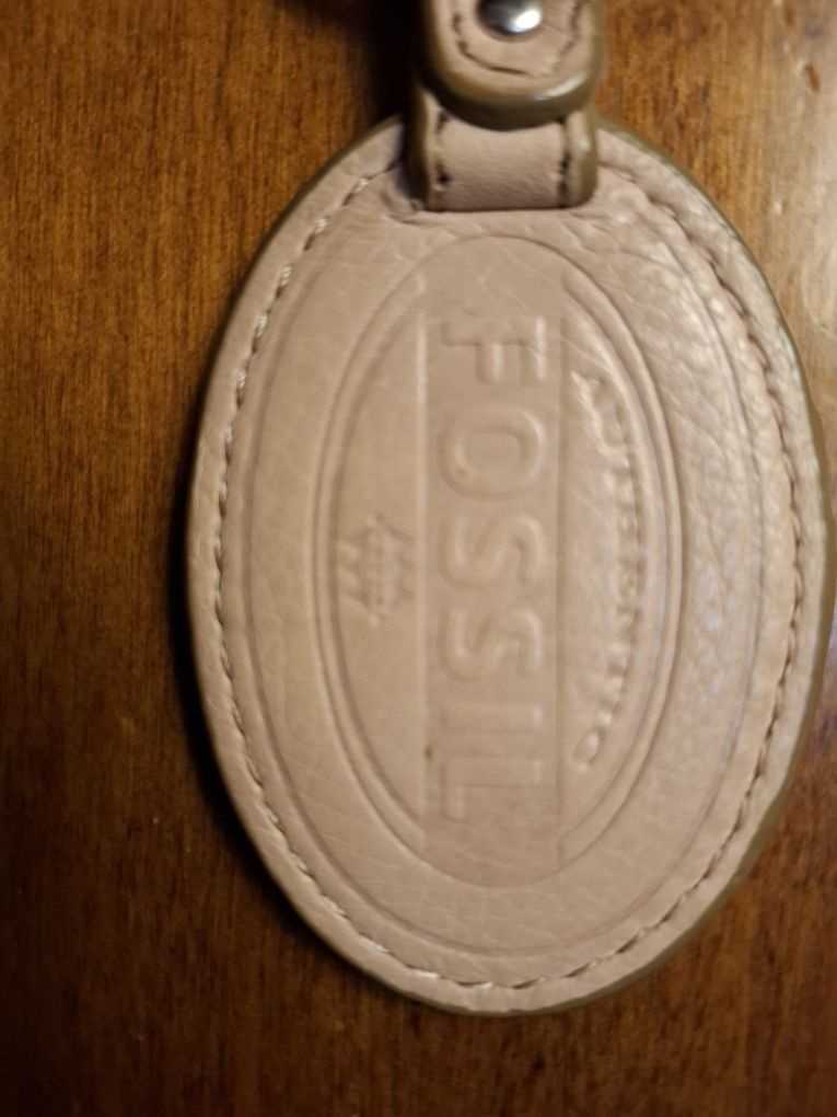 ozdoba klucz do torby Fossil