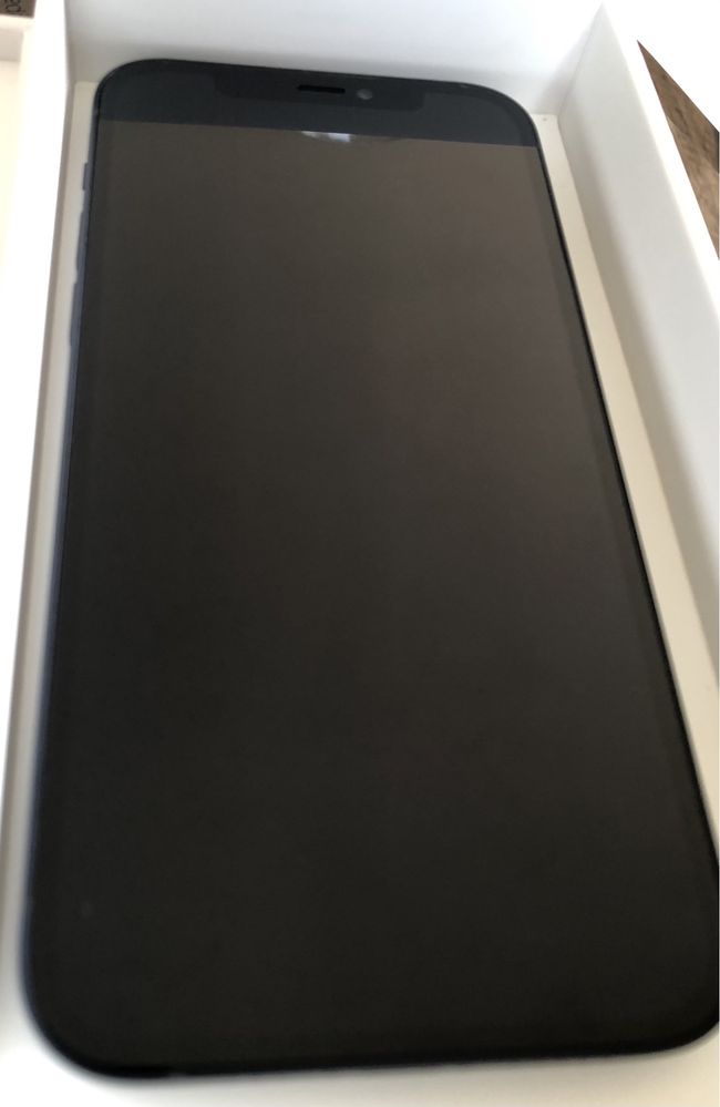 Iphone 12 jak nowy