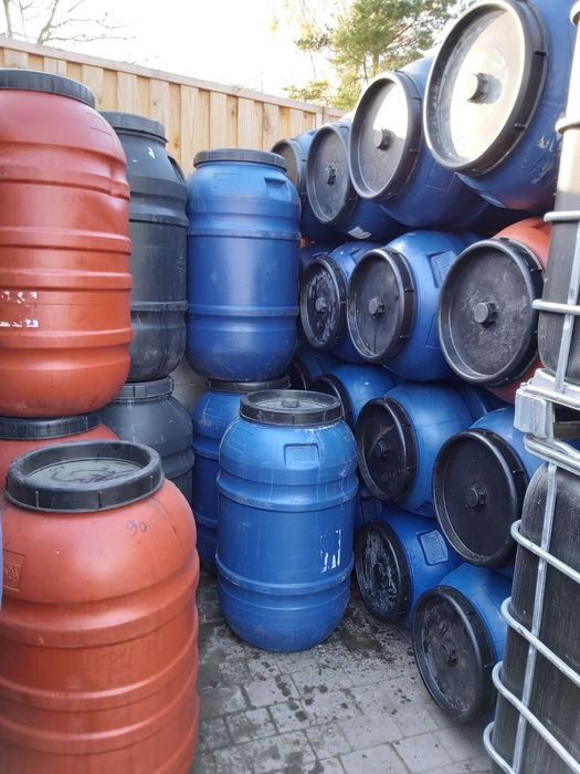Spozywcze beczki plastikowe