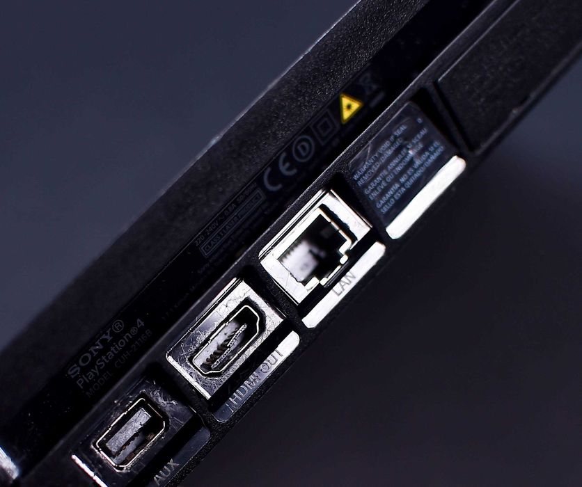 Konsola PS4 Slim CUH-2116B 1TB (CZYTAJ OPIS)