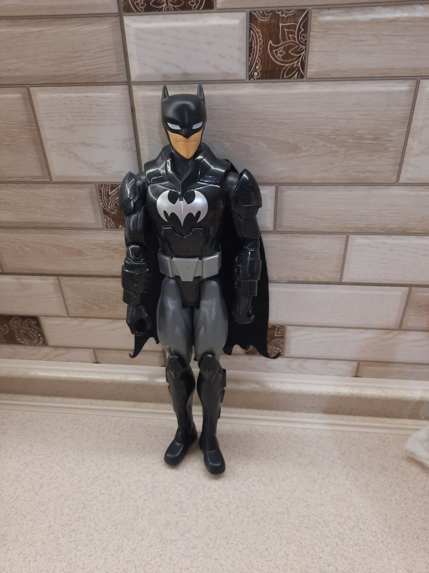 Фігурка Бетмен 30 см від mattel