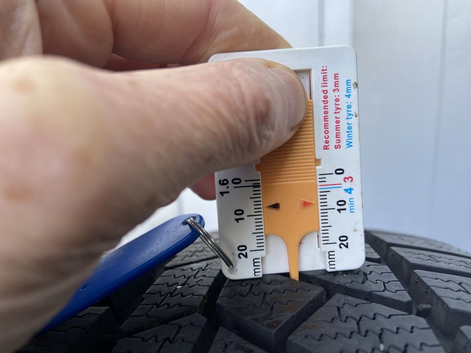 Контіненталь вінтер 195/65R16 зима 5/112