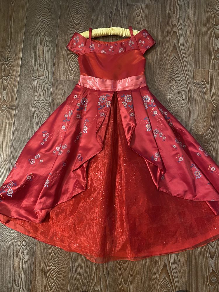 платье Елена Авалор Disney оригинал рост 128, 7-8 лет.