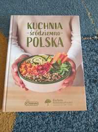 Książka ,, Kuchnia -   śródziemno - Polska ,, - NOWA