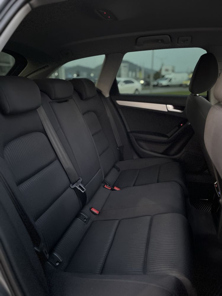 Продам Audi A4 b8