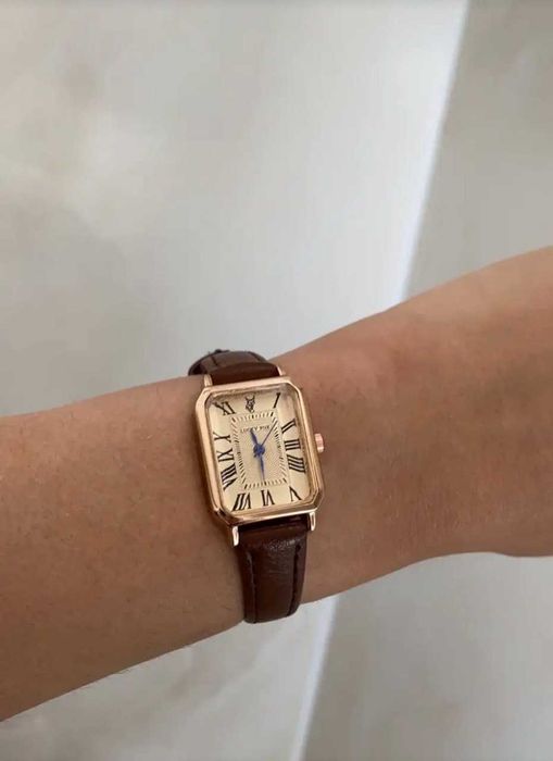 Класичний жіночий годинник. Женские часы. Кварц. Жіночі годинники.