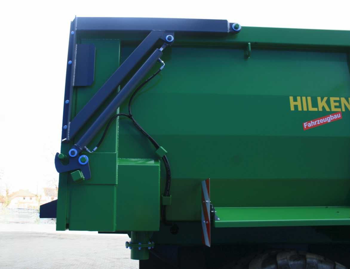 Przyczepa skorupowa MKR6500 od HILKEN Fahrzeugbau,koła 560/60R22,5