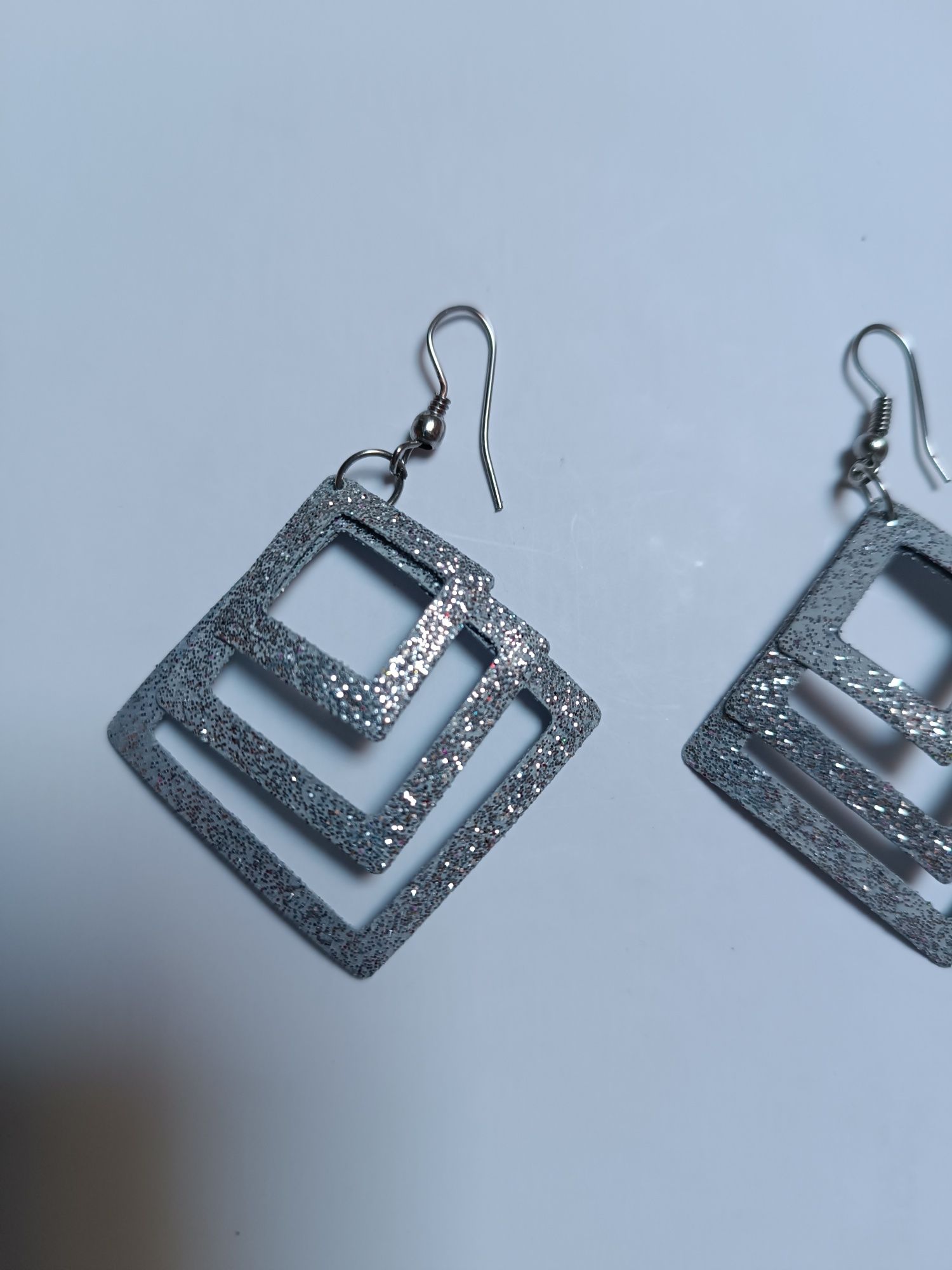 Kolczyki duże srebrne kwadraty wiszące brokatowe sztuczna biżuteria