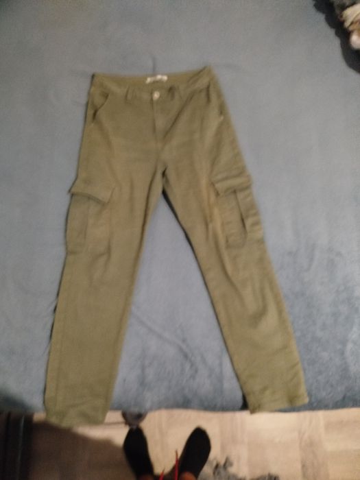 Calças cargo verdes