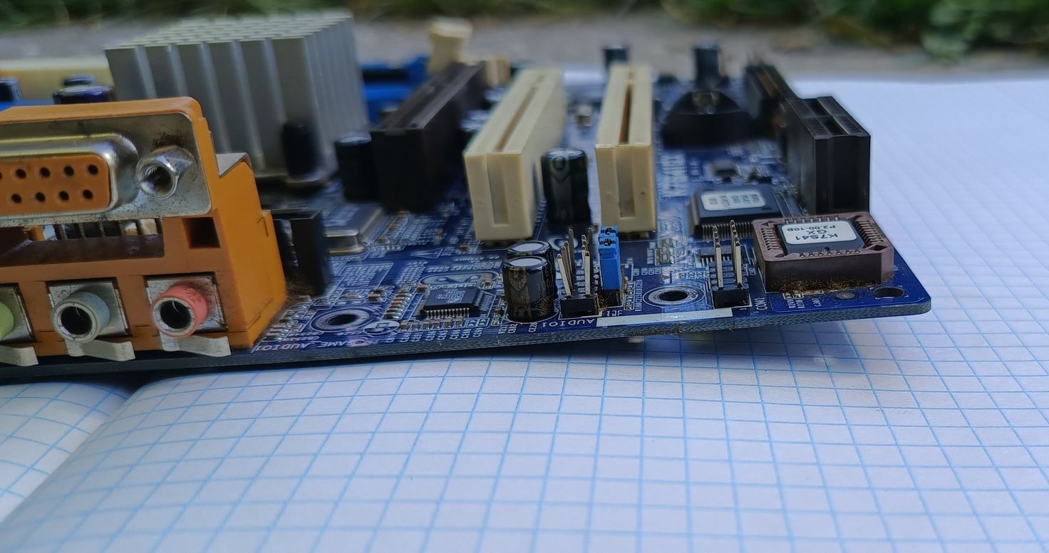 Płyta główna ASRock K7S41GX rev. 1.03 USZKODZONA