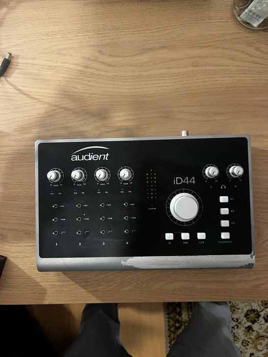 Audient ID44 Placa de Som