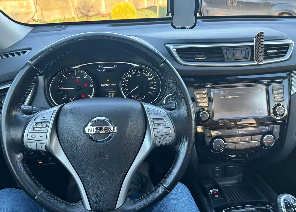 Nissan X-Trail      2015