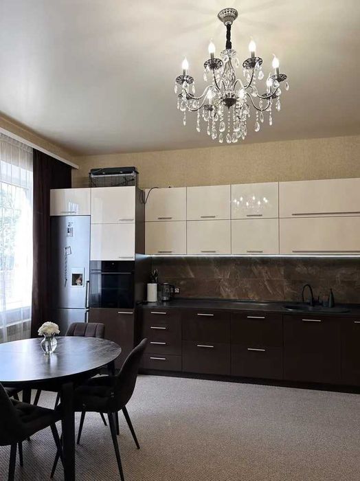 Продажа. Дом с ремонтом. Левый берег, р-н ж/м Клочко