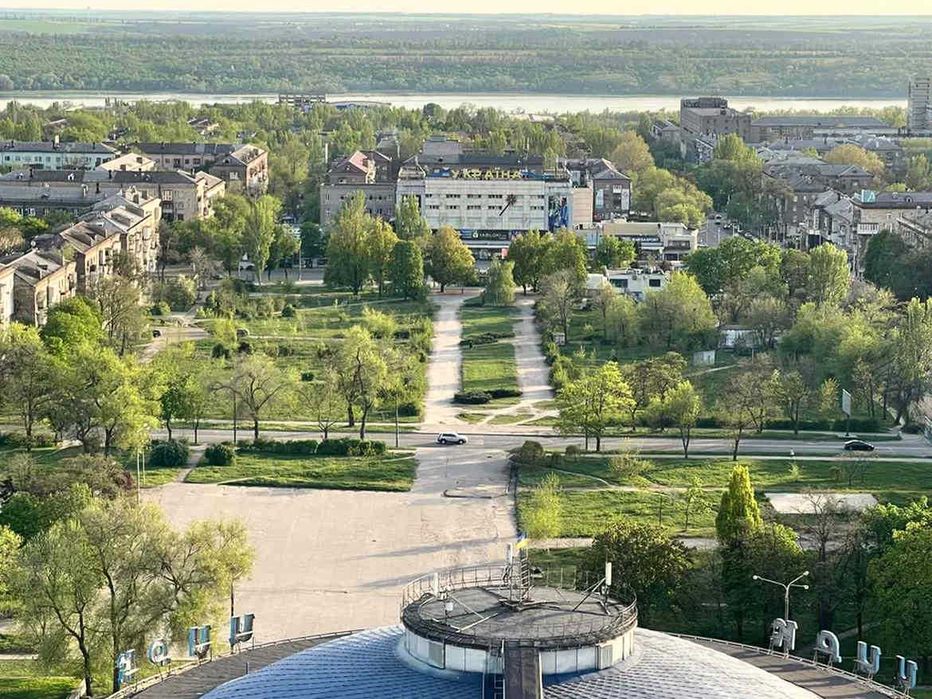 Уникальная 2-этажная квартира с ТЕРРАСОЙ на крыше. Посуточно, почасово