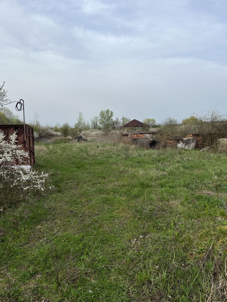 Продам земельну ділянку с Нижній Коропець