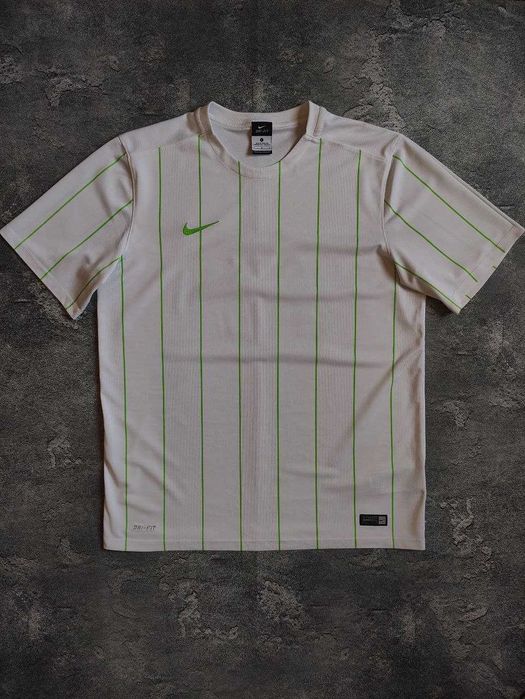 Футболка Nike оригінал. Розмір L