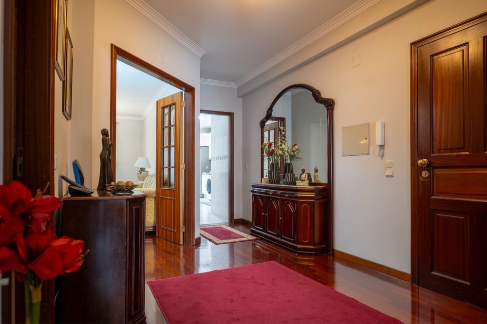 T2 em Real – Braga | Último andar | Garagem fechada | Excelente estado