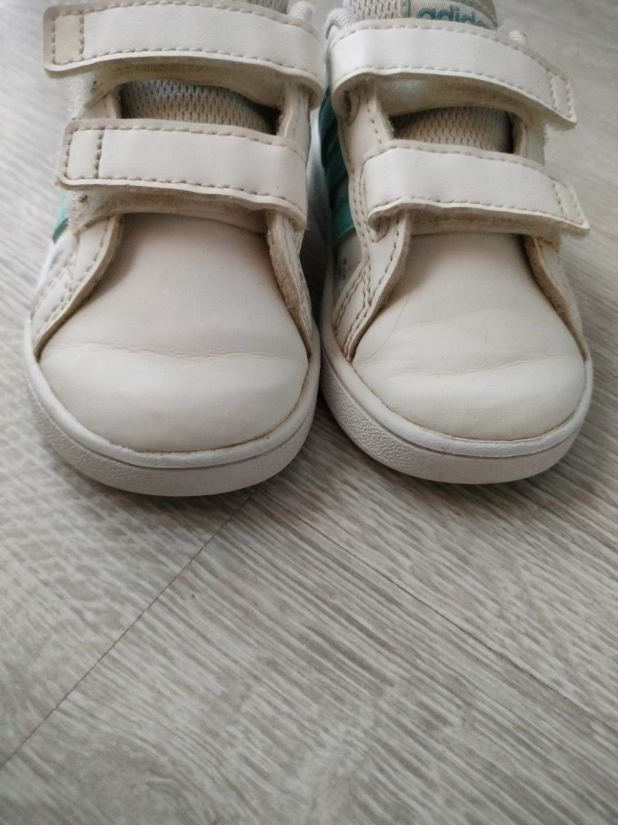 Buty adidas kraina lodu rozmiar 21