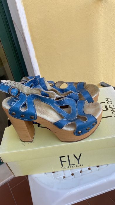 Sandalia Fly London