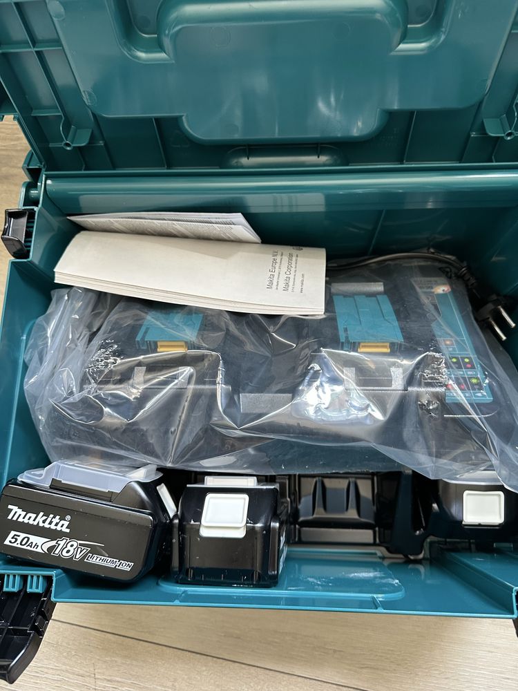 MAKITA Zestaw zasilający 18V 4x5,0Ah BL1850 + DC18RC + walizka MAKPAC