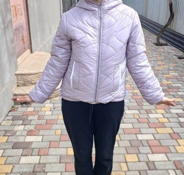 Весняна куртка, легка