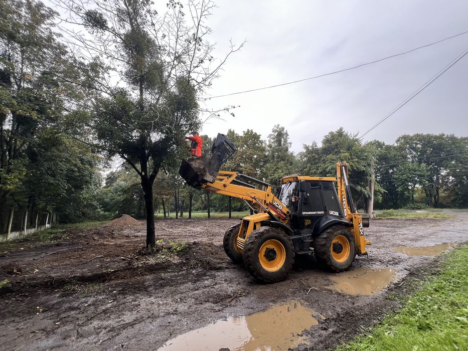 Послуги, оренда екскаватора, екскаватор-навантажувач JCB 4cx
