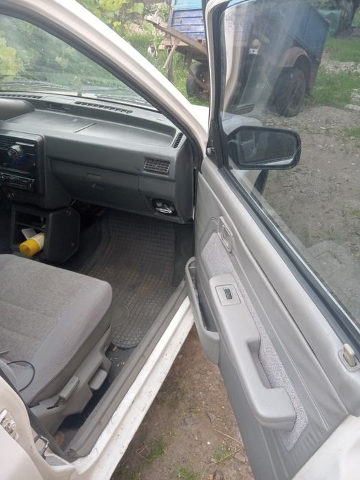 Продам Kia PRAID