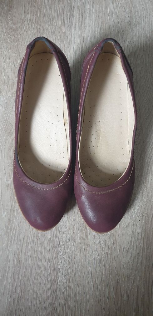 Koturny buty pantofle damskie na koturnie bordowe Clara Barson 37