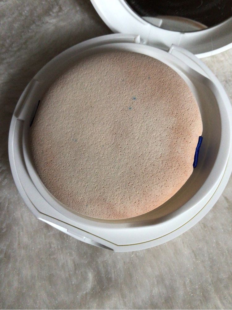 NIVEA cellular cushion krem-podkład w poduszce kolor naturalny, 15 g
